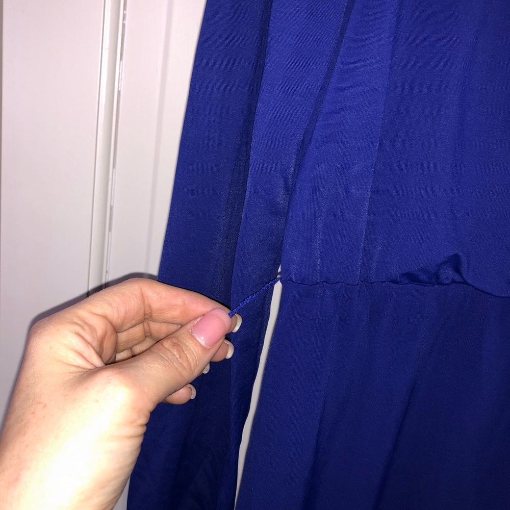 Dress - Picture 3 of 3